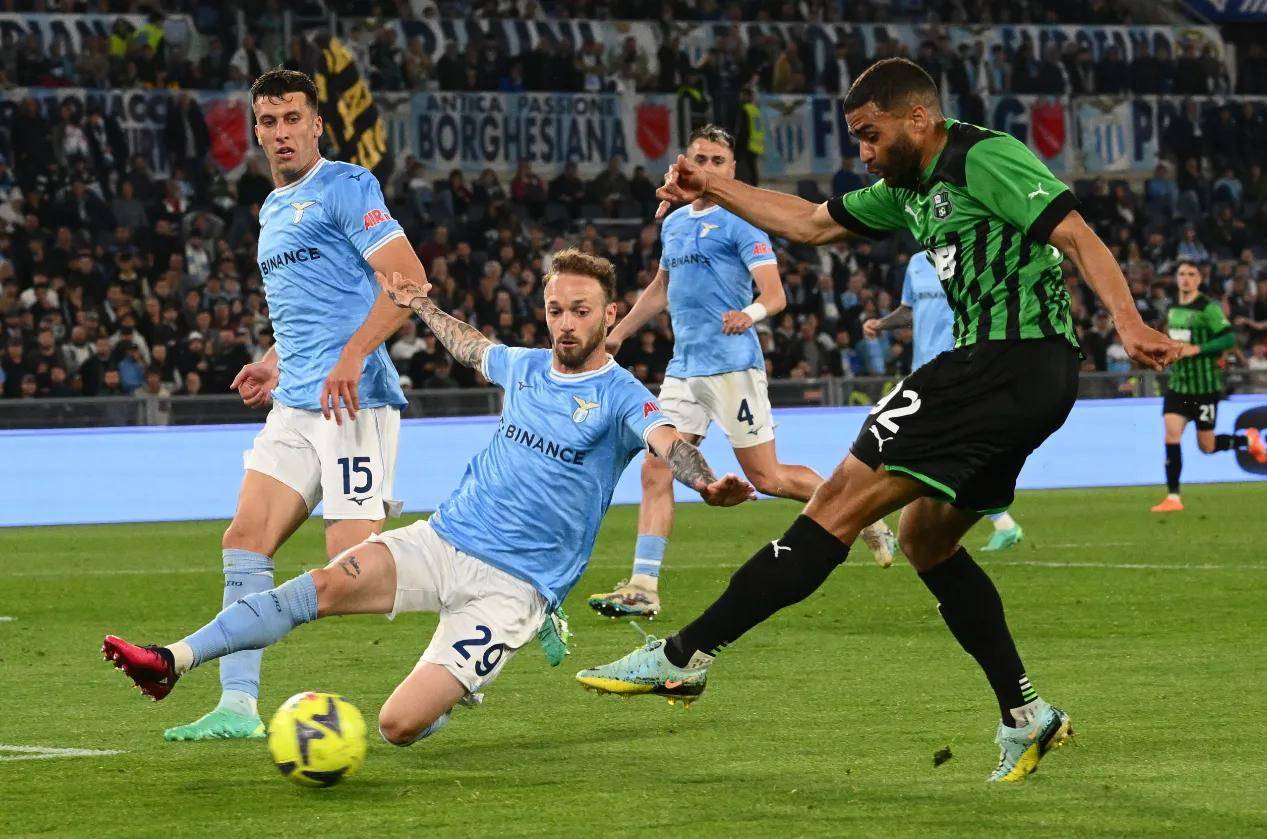 国际比赛日罗马调整名单以备意大利杯，止住颓势环节打磨，球迷炸锅，身体对抗强度拉满的简单介绍