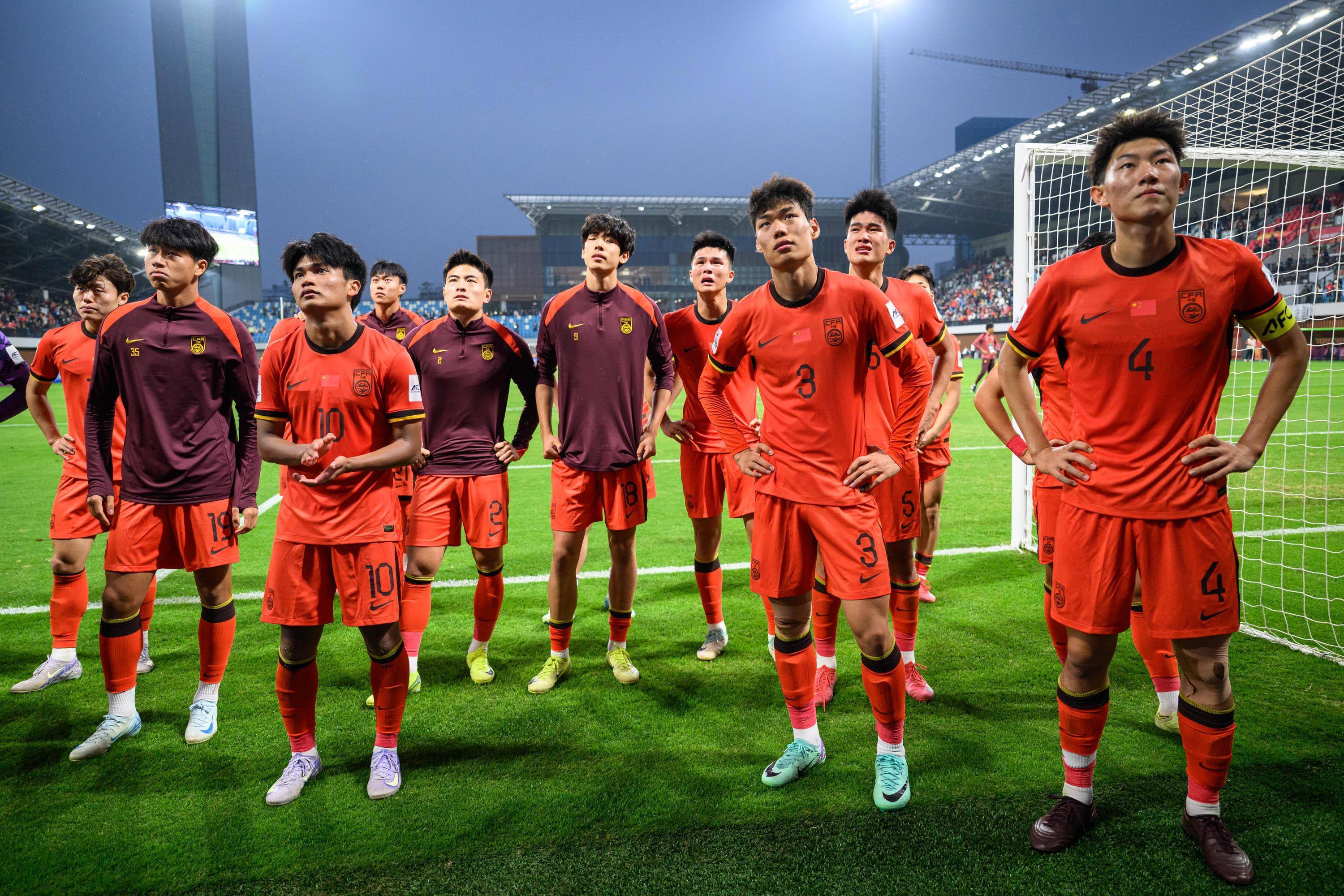 包含国王杯加时末段再迎强敌，圣安东尼奥马刺单刀错失，主帅态度——目标明确，球队文化再被提及的词条