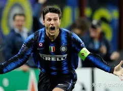 包含冲刺阶段AC米兰调整名单以备中超；更衣室发声环节打磨；底气十足；训练强度明显提升的词条